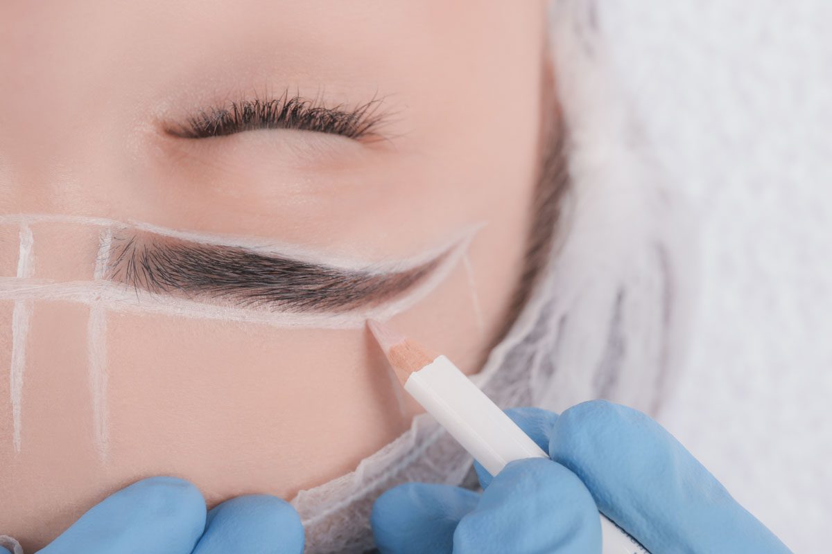 Especialización en Diseño de Cejas y Microblading