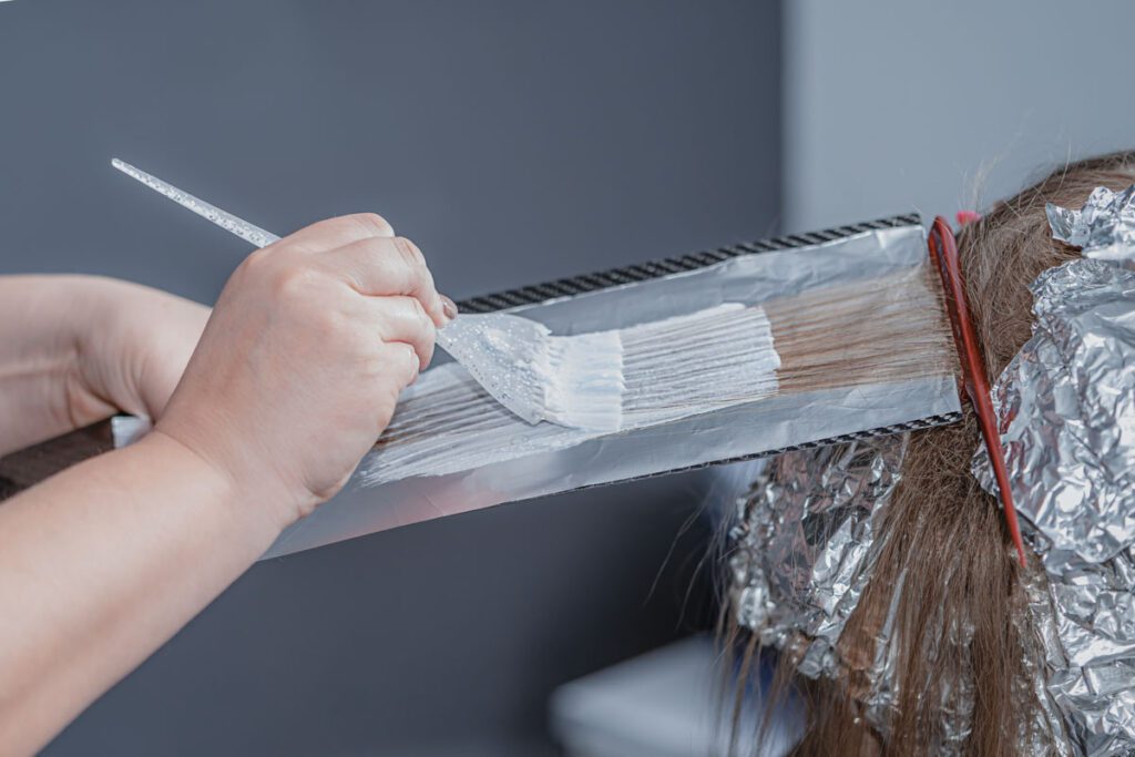 Técnicas Avanzadas de Mechas: Balayage, Foilyage, Babylights