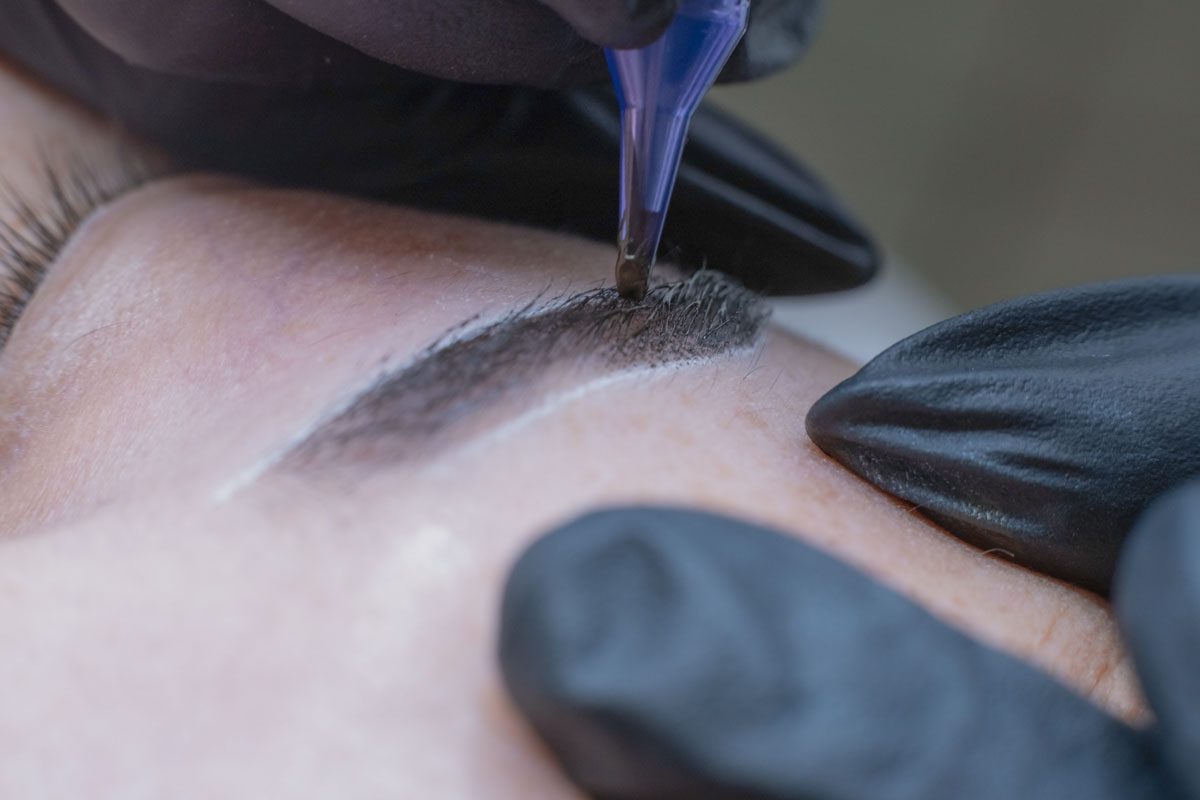 Técnico en Micropigmentación: labios, eye liner, cejas, capilar y areolas