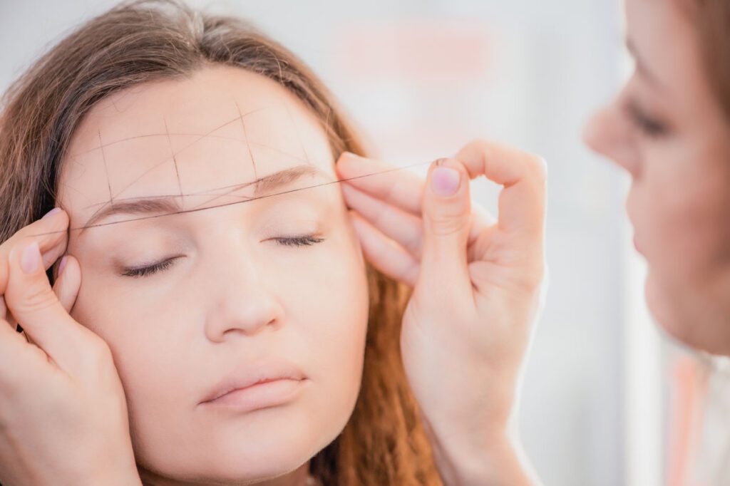 Máster en Diseño de la Mirada: maquillaje, cejas y pestañas